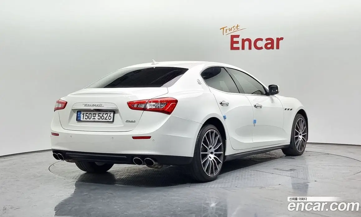 Maserati Ghibli 2015 3.0 автомат (гидро), фото 2 Maserati Ghibli 2015 3.0 автомат (гидро), фото 2