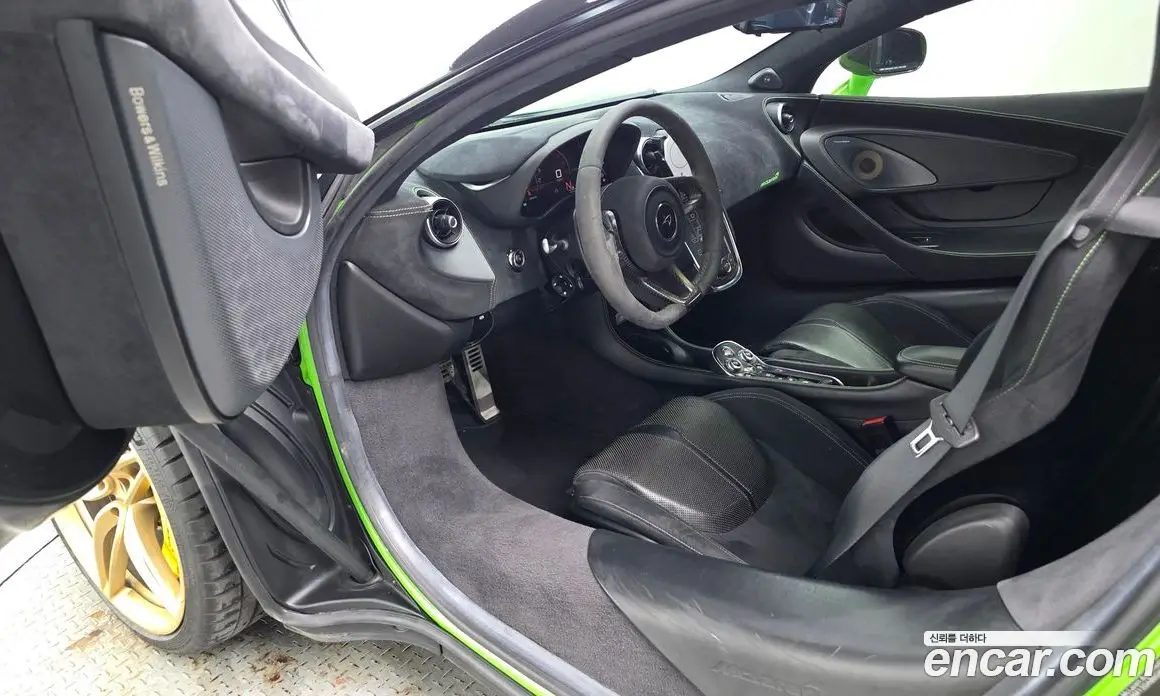 McLaren 570S 2016 3.8 автомат (гидро), фото 12 McLaren 570S 2016 3.8 автомат (гидро), фото 12