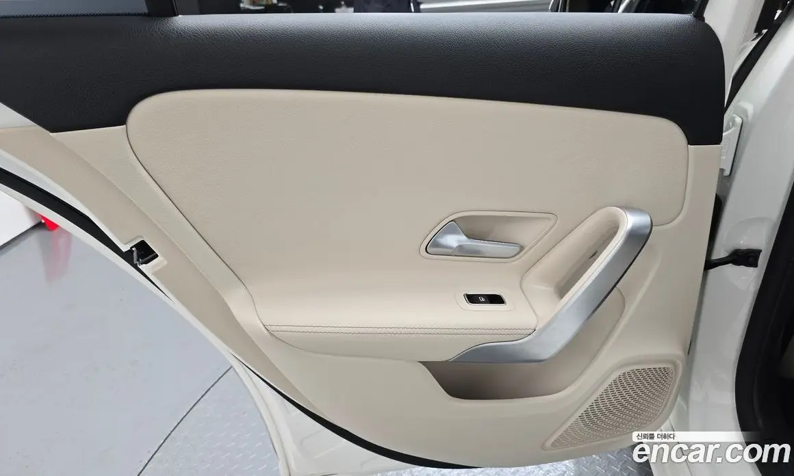 Mercedes-Benz A-Class 2024 2.0 гидро, фото 15 Mercedes-Benz A-Class 2024 2.0 гидро, фото 15
