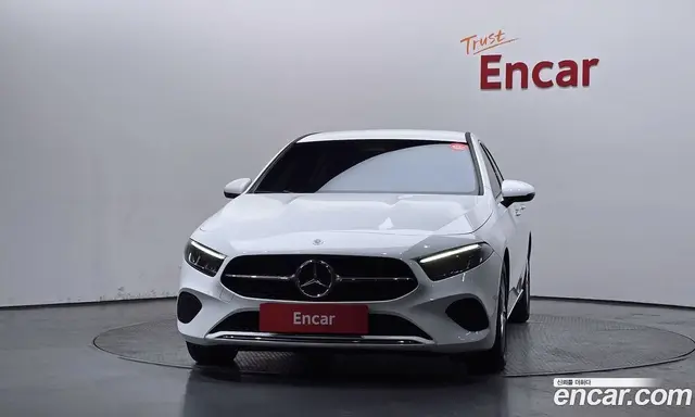 Mercedes-Benz A-Class 2024 2.0 гидро, миниатюра 3 Mercedes-Benz A-Class 2024 2.0 гидро, миниатюра 3