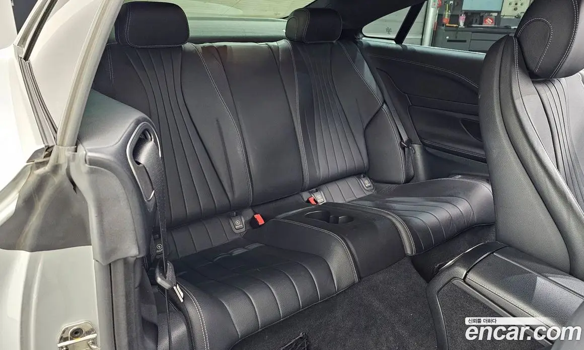 Mercedes-Benz E-Class 2017 1.9 гидро, фото 17 Mercedes-Benz E-Class 2017 1.9 гидро, фото 17