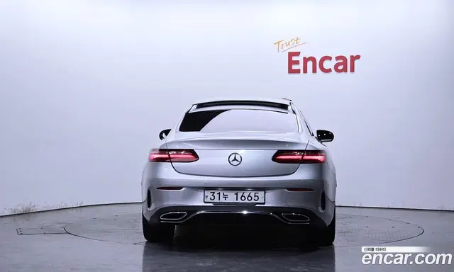 Mercedes-Benz E-Class 2017 1.9 гидро, миниатюра 4 Mercedes-Benz E-Class 2017 1.9 гидро, миниатюра 4