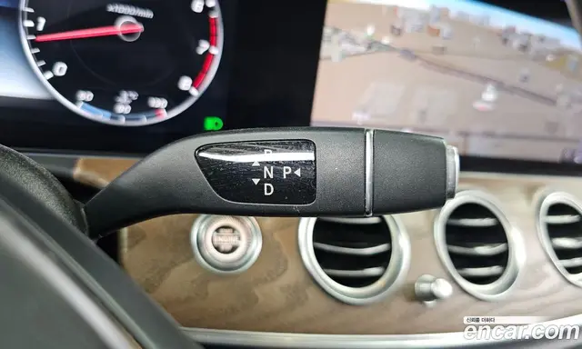 Mercedes-Benz E-Class 2018 2.0 гидро, миниатюра 12