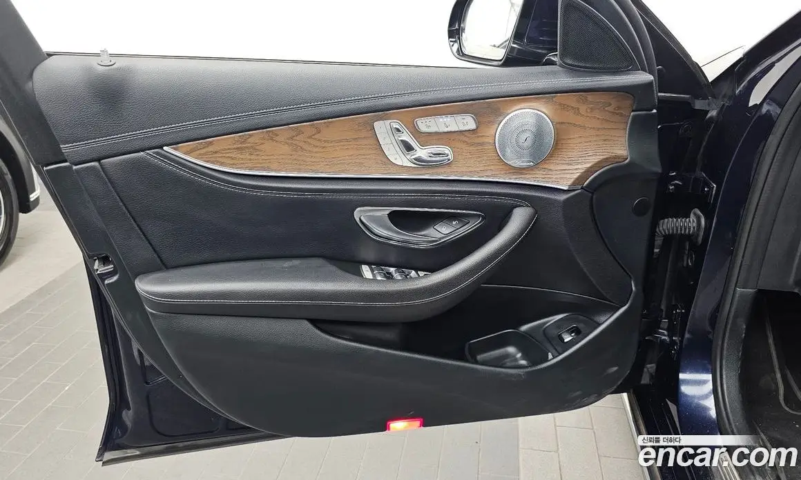 Mercedes-Benz E-Class 2018 2.0 гидро, фото 14