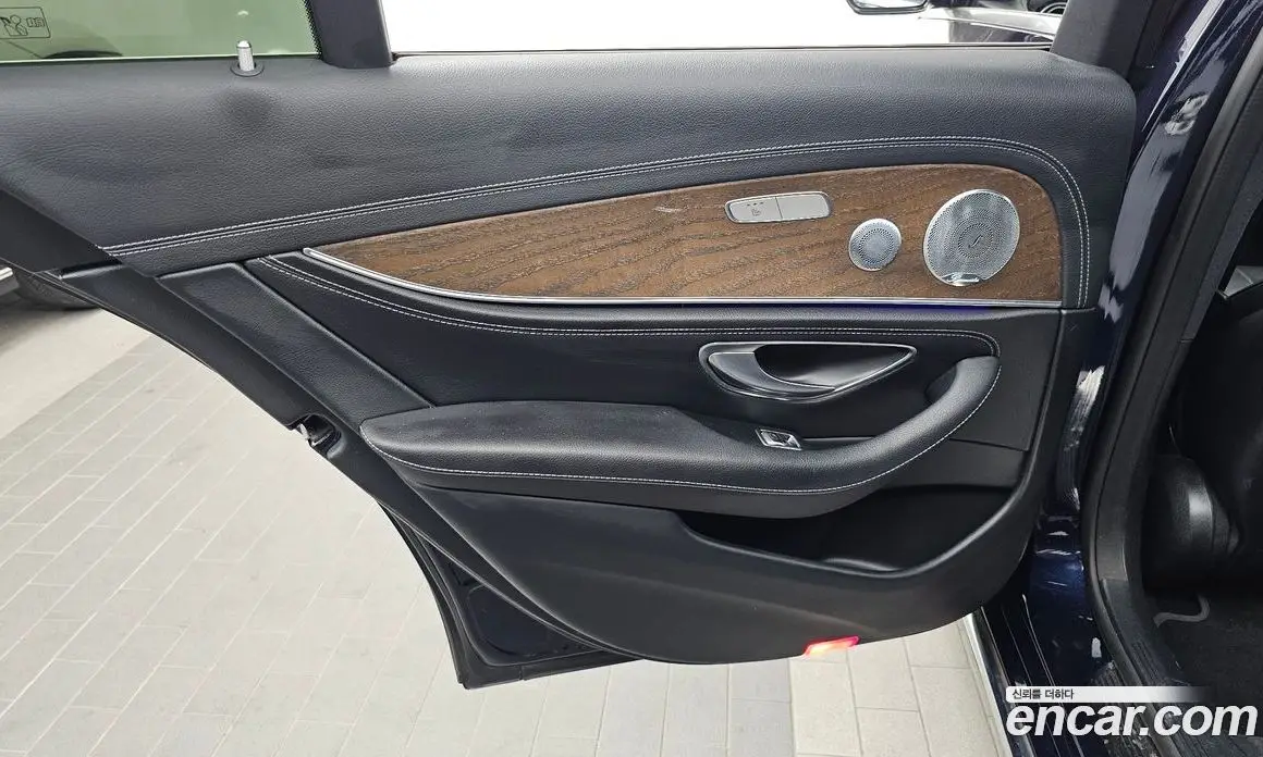 Mercedes-Benz E-Class 2018 2.0 гидро, фото 15