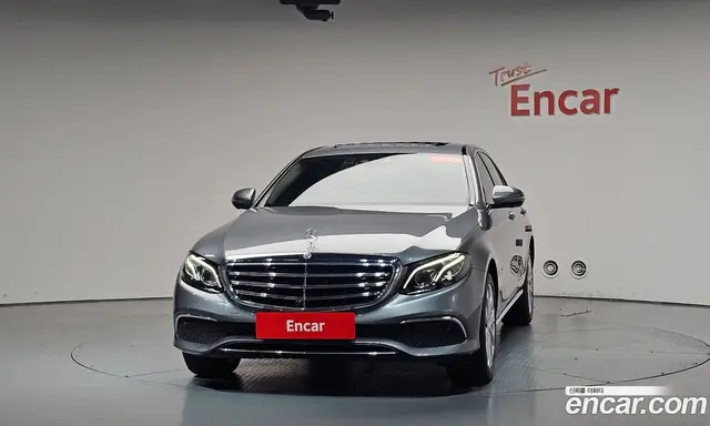 Mercedes-Benz E-Class 2019 2.0 гидро, миниатюра 2 Mercedes-Benz E-Class 2019 2.0 гидро, миниатюра 2