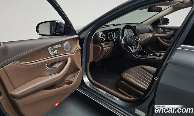 Mercedes-Benz E-Class 2019 2.0 гидро, миниатюра 12