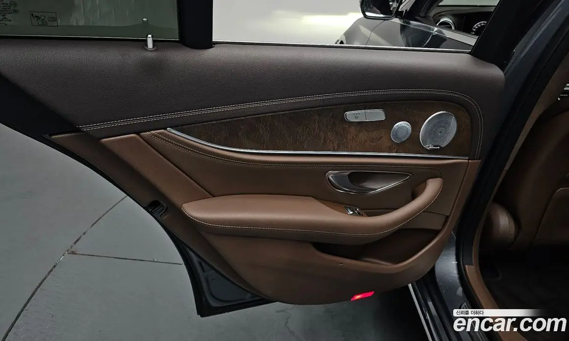 Mercedes-Benz E-Class 2019 2.0 гидро, фото 14 Mercedes-Benz E-Class 2019 2.0 гидро, фото 14