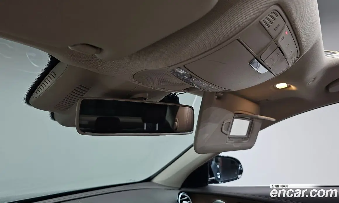 Mercedes-Benz E-Class 2019 2.0 гидро, фото 30 Mercedes-Benz E-Class 2019 2.0 гидро, фото 30