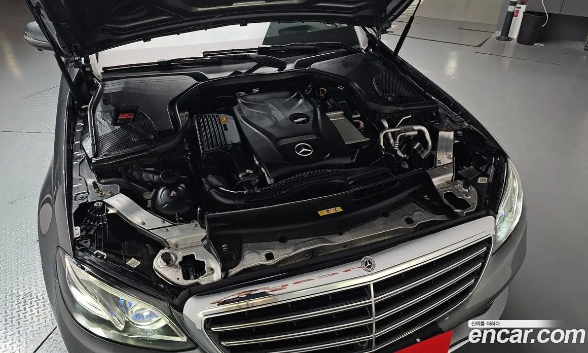 Mercedes-Benz E-Class 2019 2.0 гидро, фото 5 Mercedes-Benz E-Class 2019 2.0 гидро, фото 5