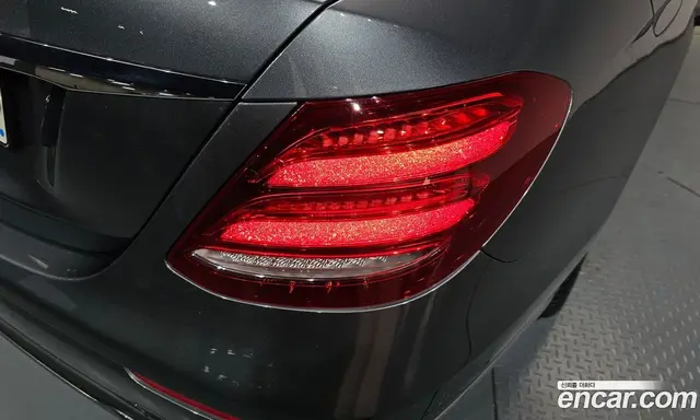 Mercedes-Benz E-Class 2019 2.0 гидро, миниатюра 8 Mercedes-Benz E-Class 2019 2.0 гидро, миниатюра 8