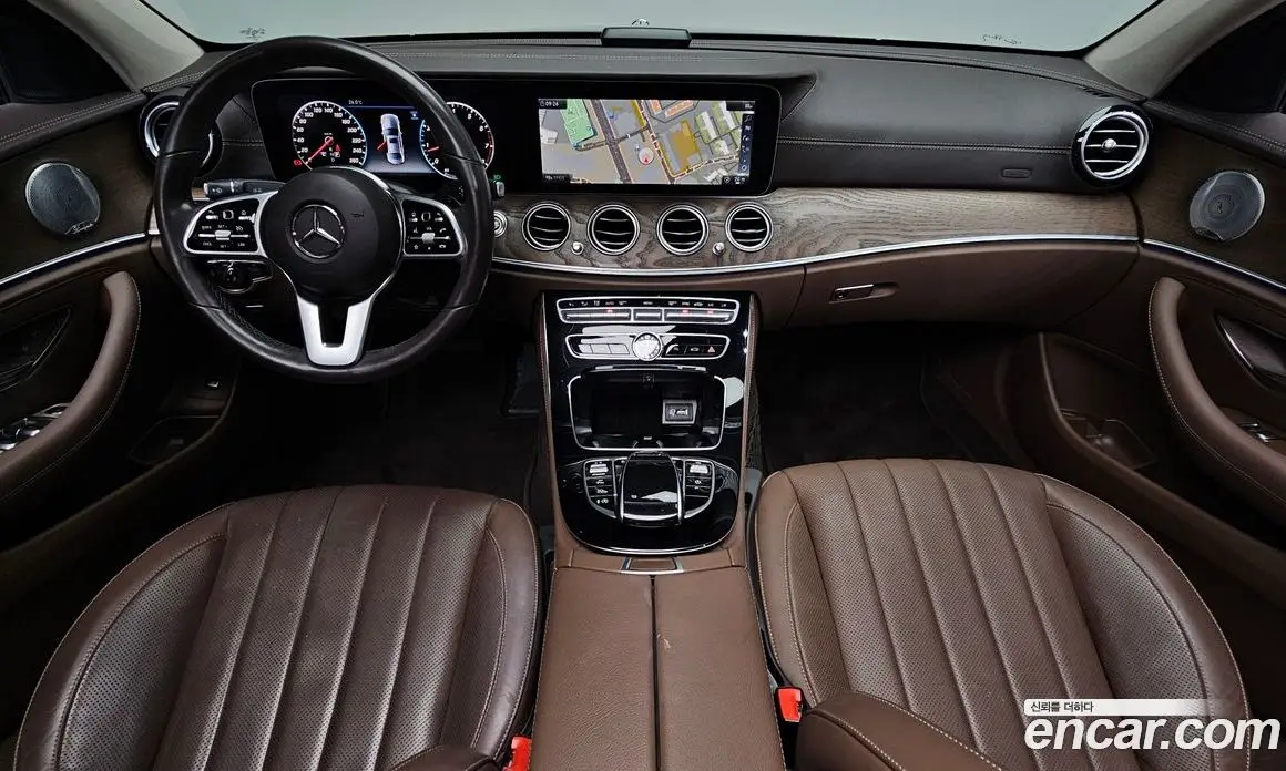 Mercedes-Benz E-Class 2019 2.0 гидро, фото 9 Mercedes-Benz E-Class 2019 2.0 гидро, фото 9