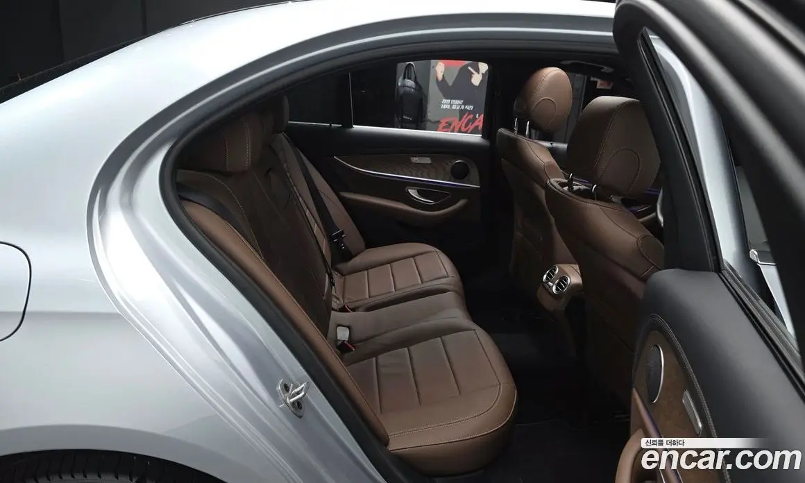 Mercedes-Benz E-Class 2022 2.0 гидро, фото 18 Mercedes-Benz E-Class 2022 2.0 гидро, фото 18