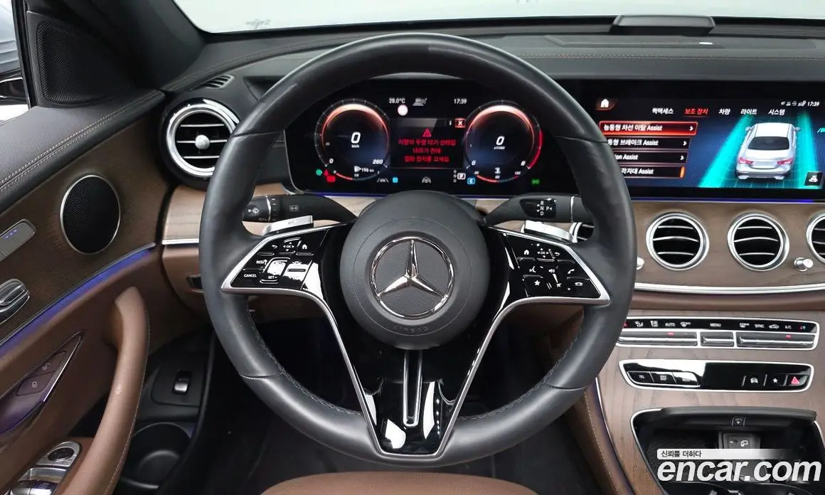 Mercedes-Benz E-Class 2022 2.0 гидро, фото 20 Mercedes-Benz E-Class 2022 2.0 гидро, фото 20