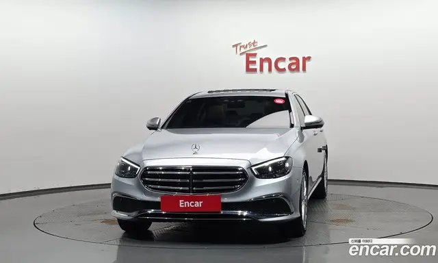 Mercedes-Benz E-Class 2022 2.0 гидро, миниатюра 3 Mercedes-Benz E-Class 2022 2.0 гидро, миниатюра 3