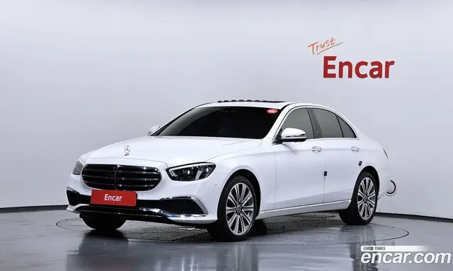 Mercedes-Benz E-Class, 2023, 34 315 км