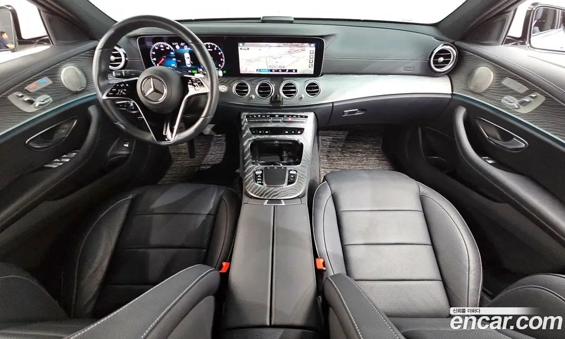 Mercedes-Benz E-Class 2023 2.0 гидро, фото 10