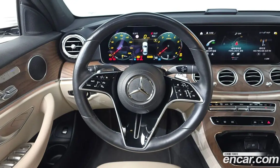 Mercedes-Benz E-Class 2023 2.0 гидро, фото 19