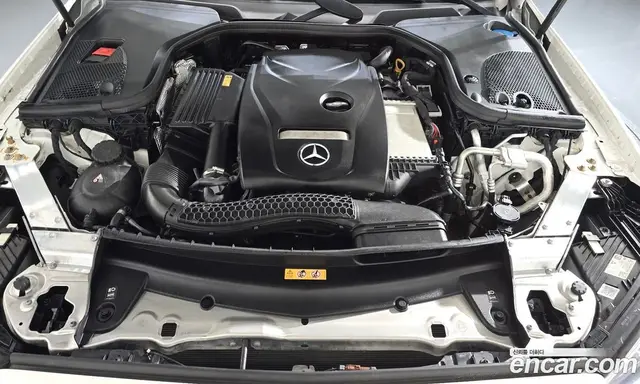 Mercedes-Benz E-Class 2023 2.0 гидро, миниатюра 6