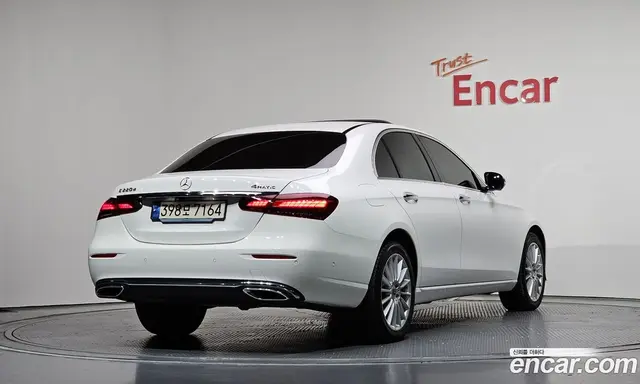 Mercedes-Benz E-Class 2023 2.0 гидро, миниатюра 2 Mercedes-Benz E-Class 2023 2.0 гидро, миниатюра 2