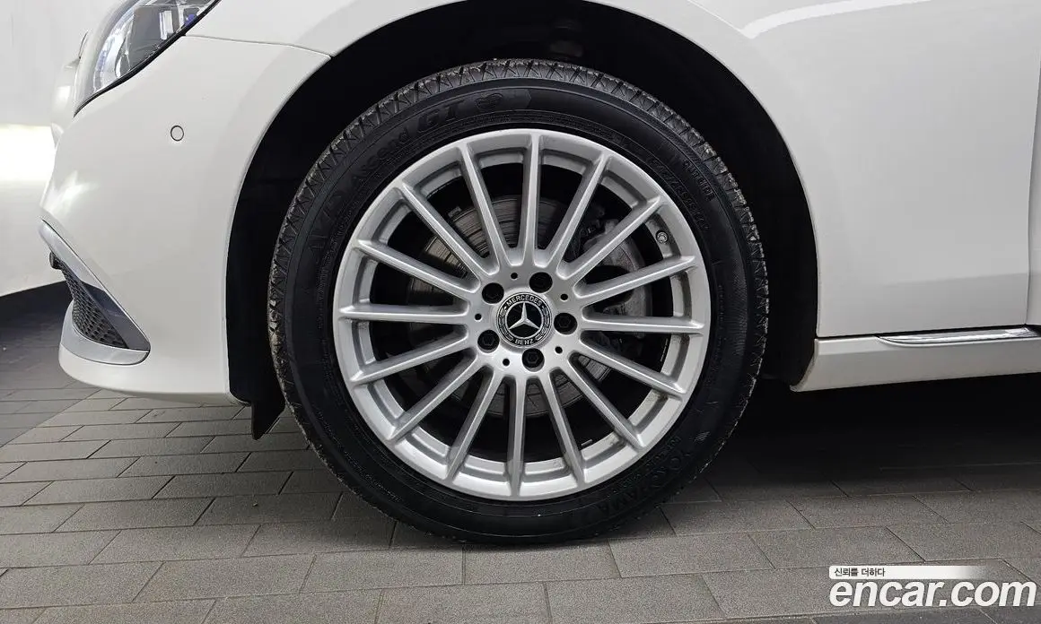 Mercedes-Benz E-Class 2023 2.0 гидро, фото 5 Mercedes-Benz E-Class 2023 2.0 гидро, фото 5