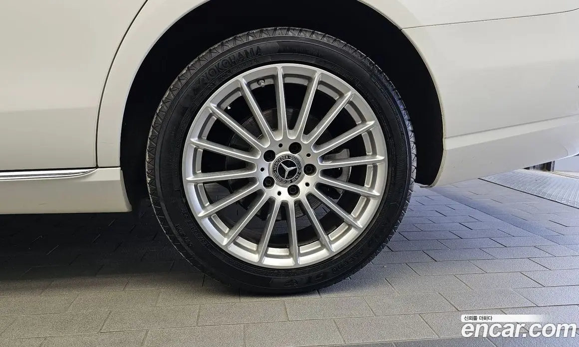 Mercedes-Benz E-Class 2023 2.0 гидро, фото 7 Mercedes-Benz E-Class 2023 2.0 гидро, фото 7