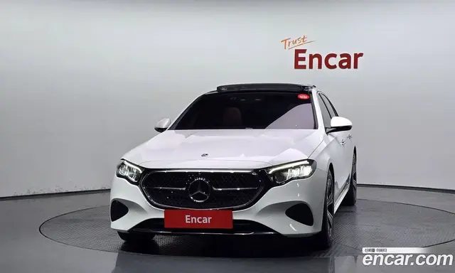 Mercedes-Benz E-Class 2024 2.0 гидро, миниатюра 3