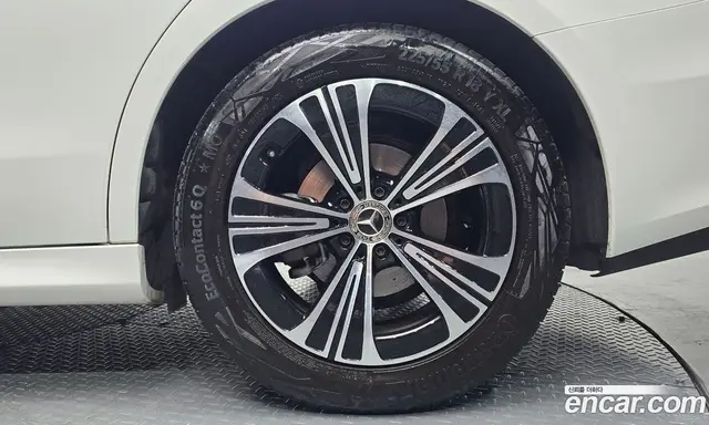 Mercedes-Benz E-Class 2024 2.0 гидро, миниатюра 7