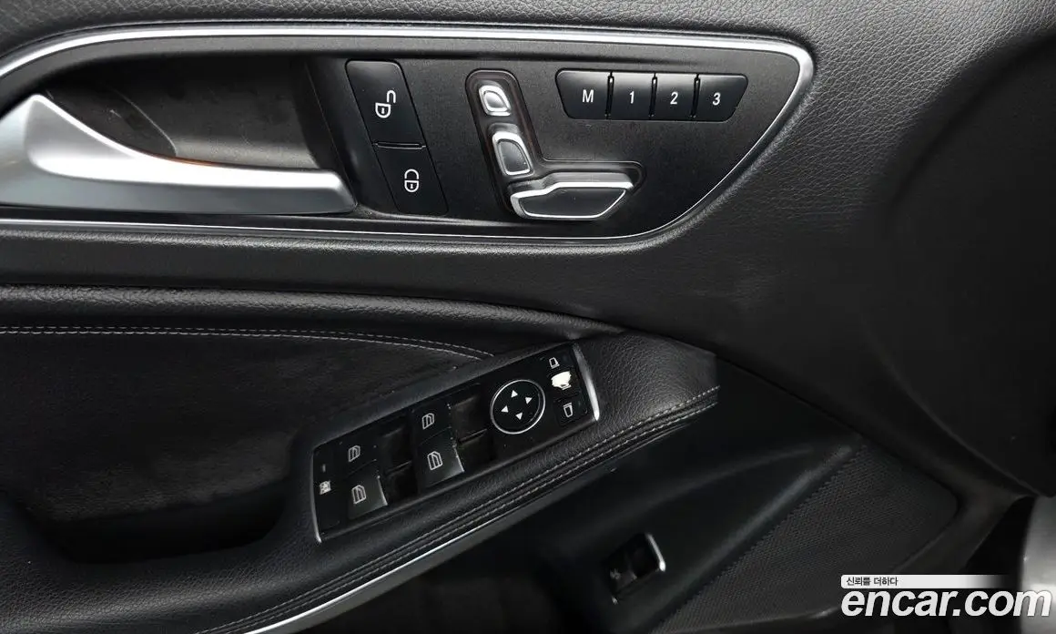 Mercedes-Benz GLA-Class 2017 2.0 гидро, фото 27 Mercedes-Benz GLA-Class 2017 2.0 гидро, фото 27