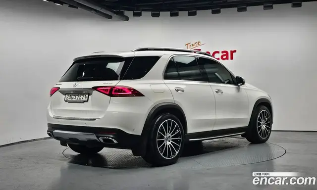 Mercedes-Benz GLE-Class 2023 2.0 гидро, миниатюра 2 Mercedes-Benz GLE-Class 2023 2.0 гидро, миниатюра 2