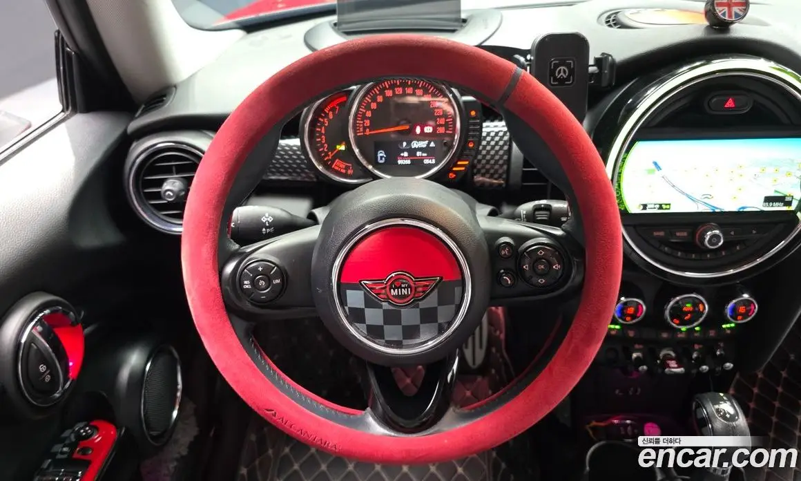 Mini Cooper 2016 2.0 автомат (гидро), фото 13