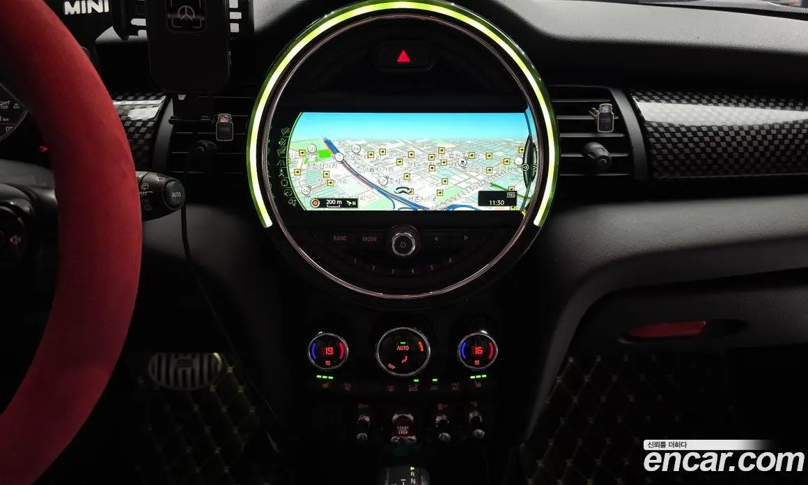 Mini Cooper 2016 2.0 автомат (гидро), фото 15