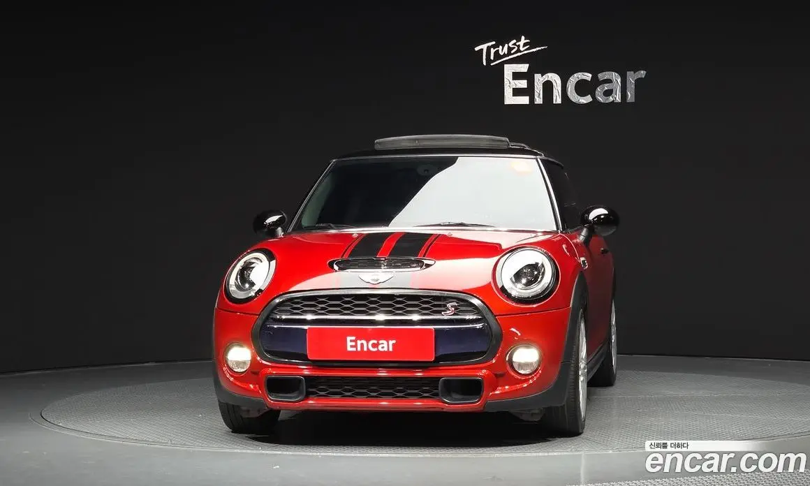 Mini Cooper 2016 2.0 автомат (гидро), фото 3