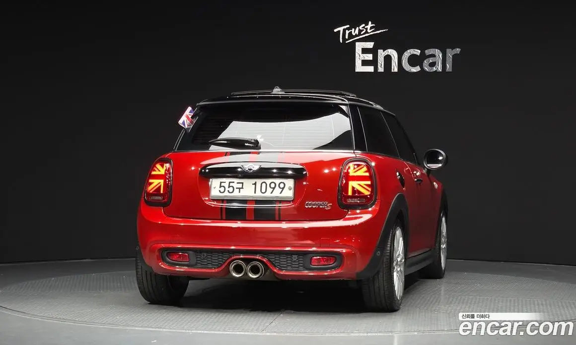 Mini Cooper 2016 2.0 автомат (гидро), фото 4
