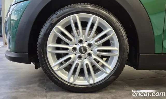 Mini Cooper 2022 1.5 автомат (гидро), миниатюра 5