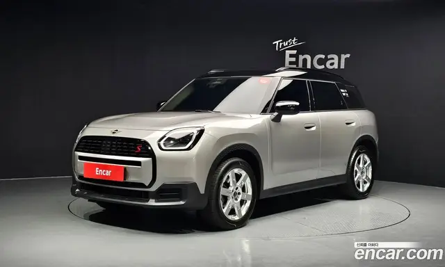 Mini Countryman, 2024, 15 311 км
