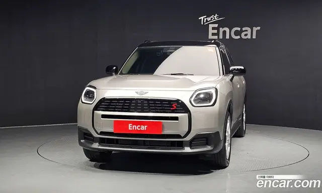 Mini Countryman 2024 2.0 автомат (гидро), миниатюра 3