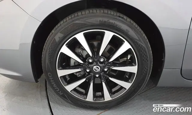 Nissan Altima 2018 2.5 автомат (гидро), миниатюра 5