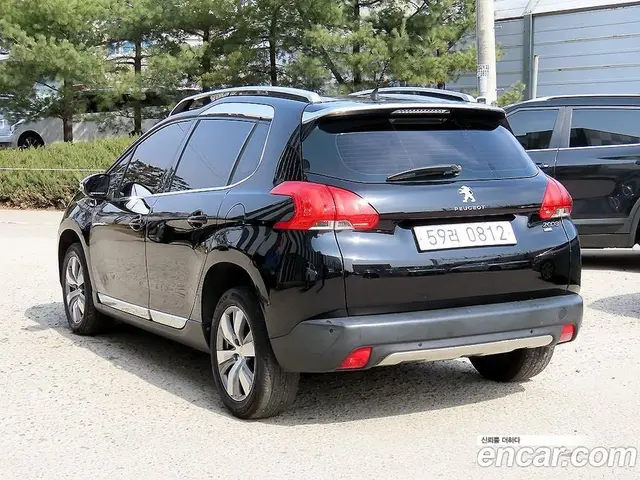 Peugeot 2008 2015 1.6 автомат (гидро), миниатюра 3