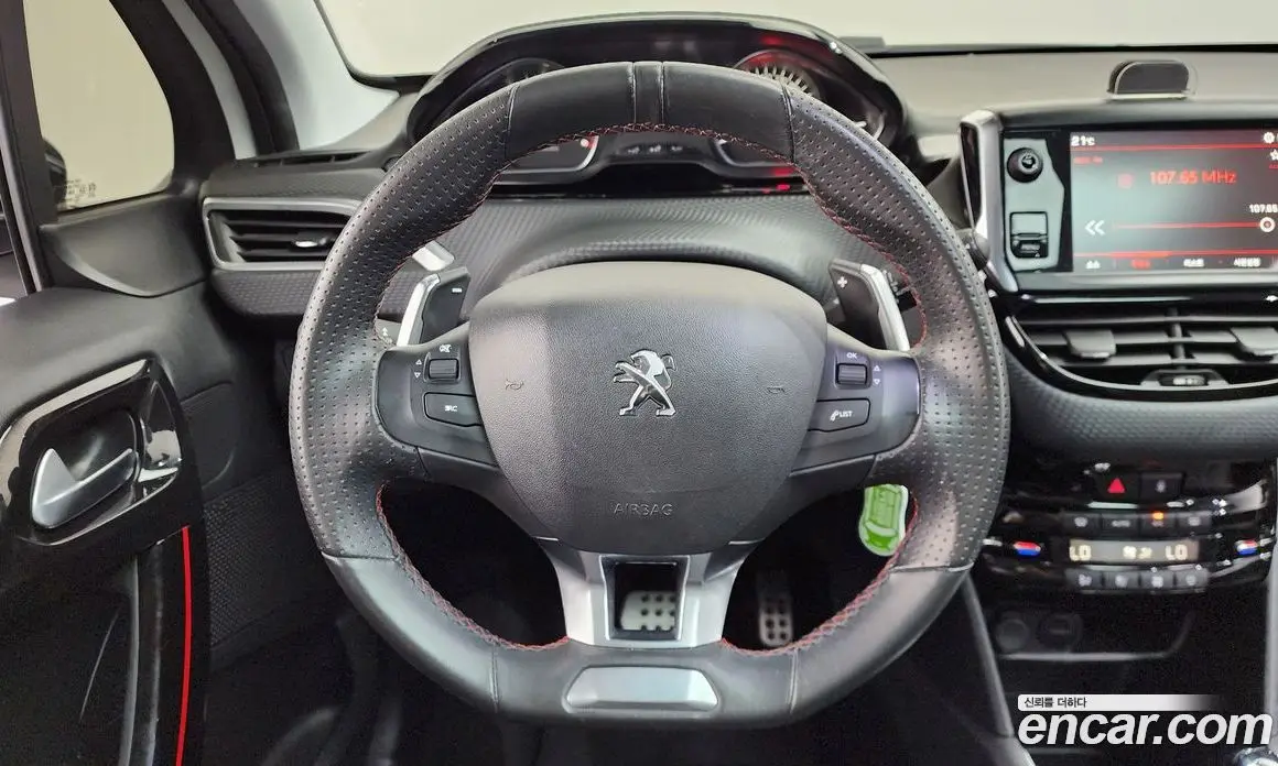 Peugeot 208 2018 1.6 автомат (гидро), фото 18