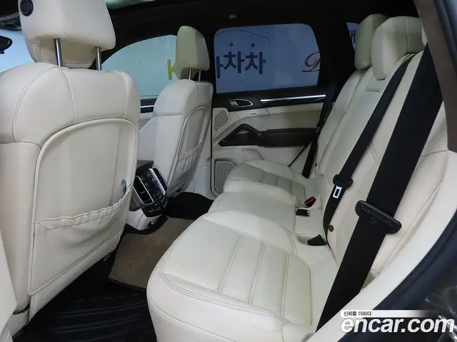 Porsche Cayenne 2012 4.8 автомат (гидро), миниатюра 7