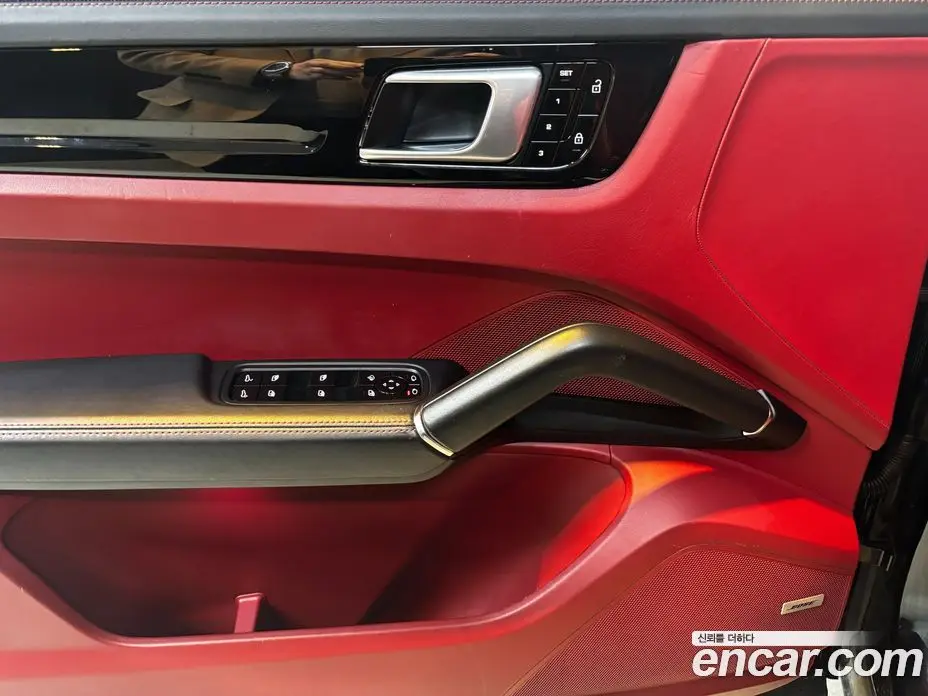 Porsche Cayenne 2019 3.0 автомат (гидро), фото 16