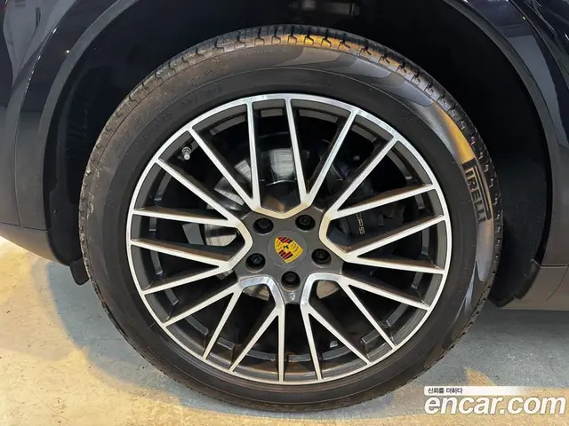 Porsche Cayenne 2019 3.0 автомат (гидро), миниатюра 5