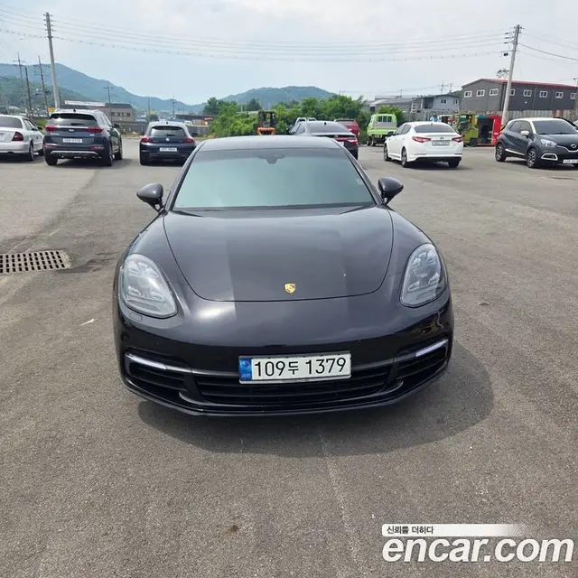 Porsche Panamera, 2018, 144 698 км