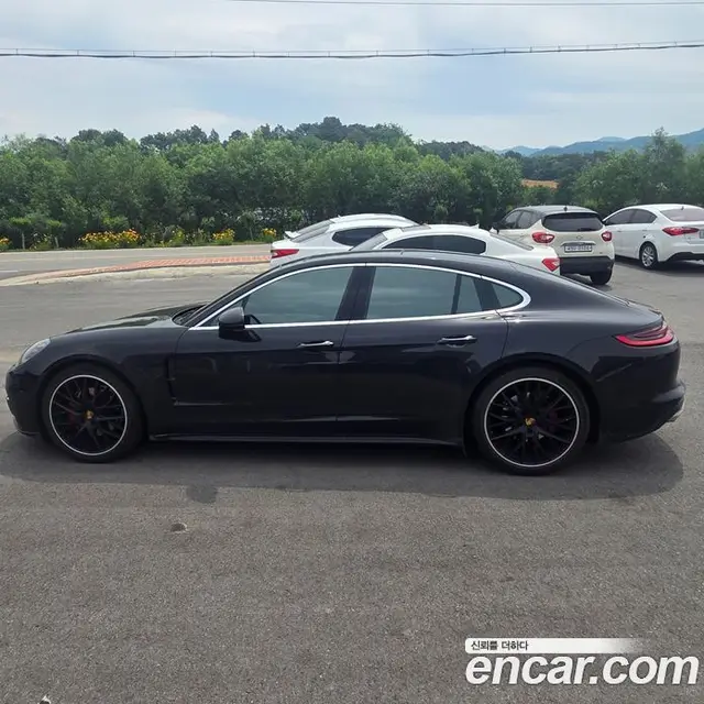 Porsche Panamera 2018 3.0, миниатюра 2