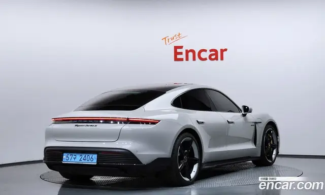 Porsche Taycan 2021 0.1 автомат (гидро), миниатюра 2