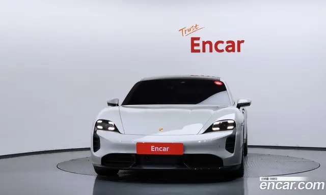 Porsche Taycan 2021 0.1 автомат (гидро), миниатюра 3