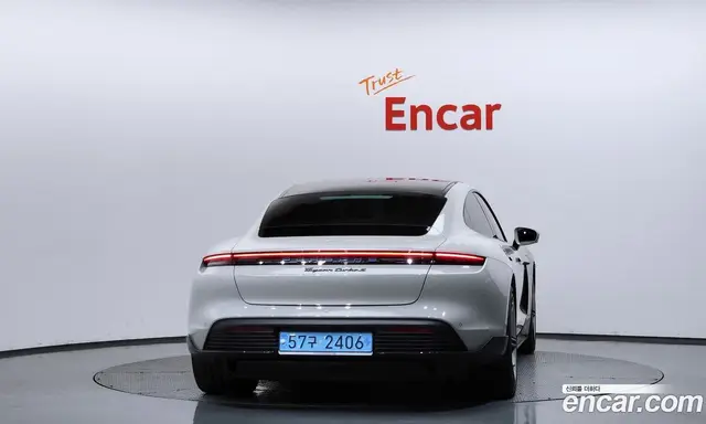 Porsche Taycan 2021 0.1 автомат (гидро), миниатюра 4