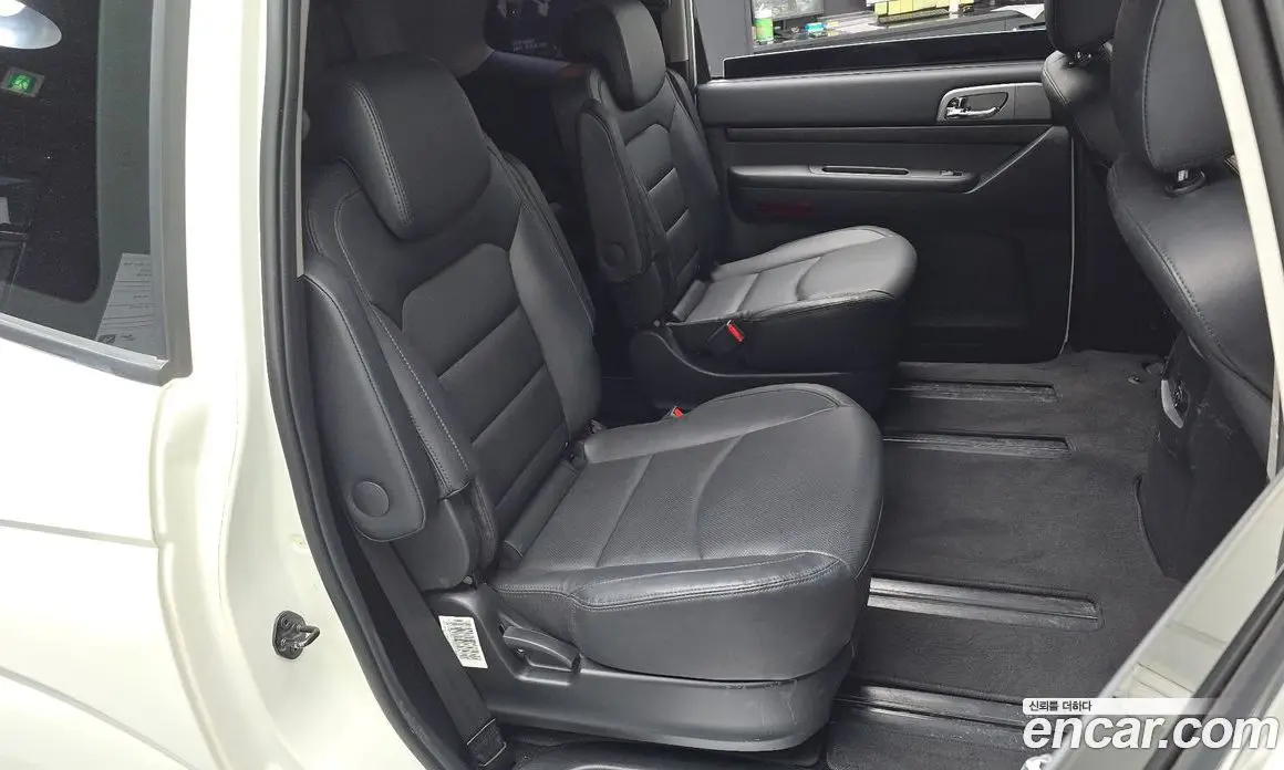 SsangYong Korando 2017 2.2 автомат (гидро), фото 16