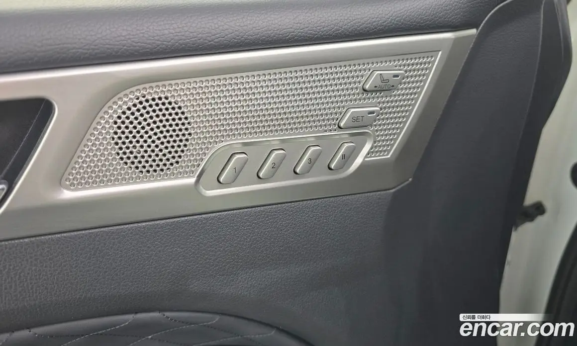 SsangYong Rexton 2017 2.2 автомат (гидро), фото 32